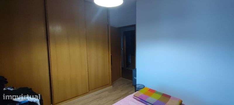 Arrenda-se apartamento T3 - Grande imagem: 2/8