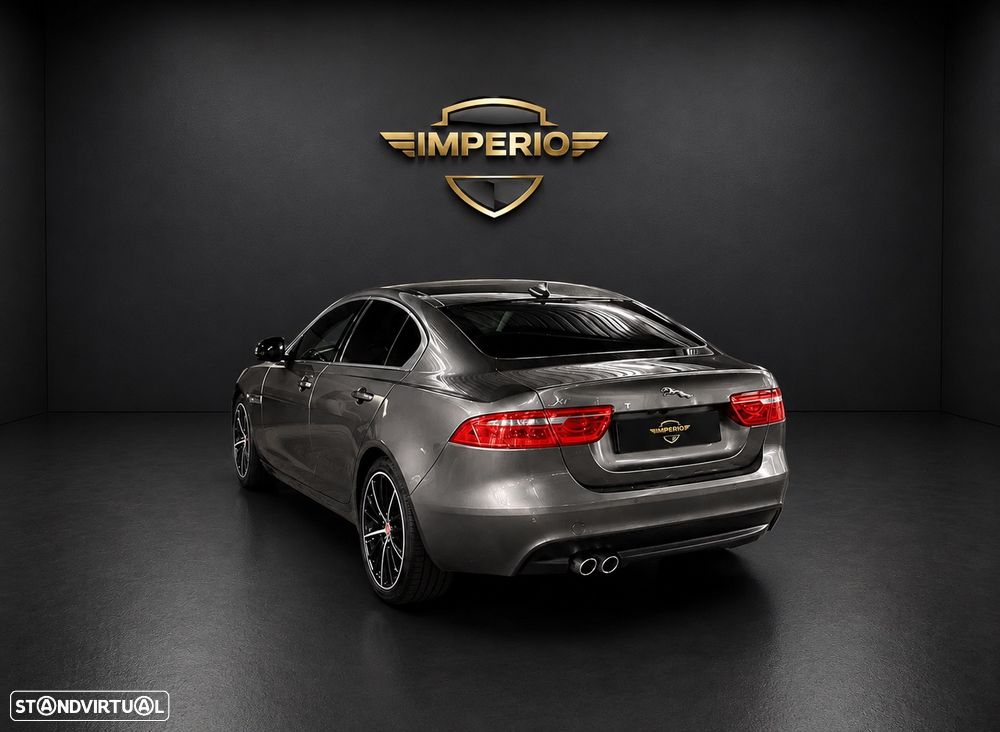 Jaguar XE 20d Aut. Portfolio - 5