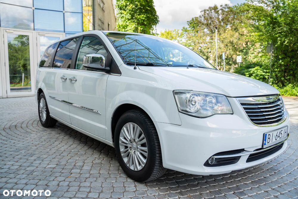 Chrysler Town & Country 3.6 Limited - 3