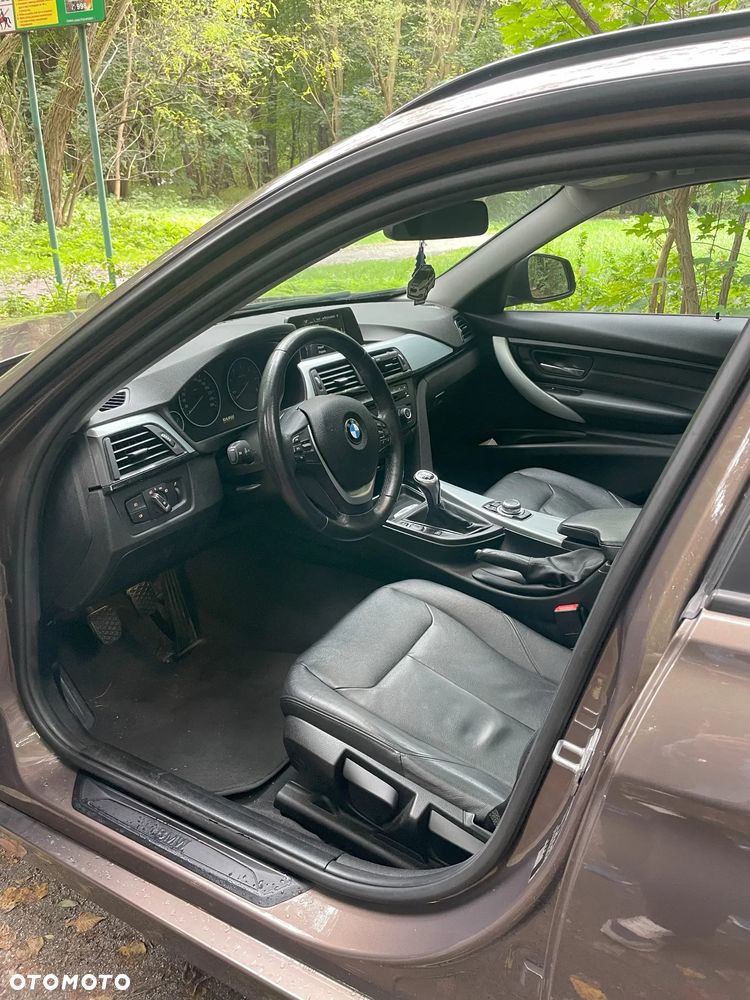 BMW Seria 3 318d - 8