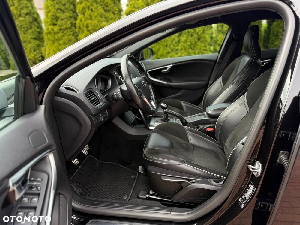 Volvo V40 D2 RDesign - 15