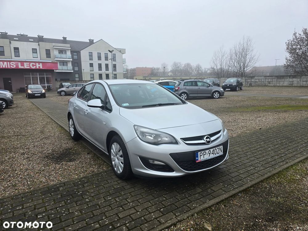 Opel Astra 1.4 T Active EU6 - 3