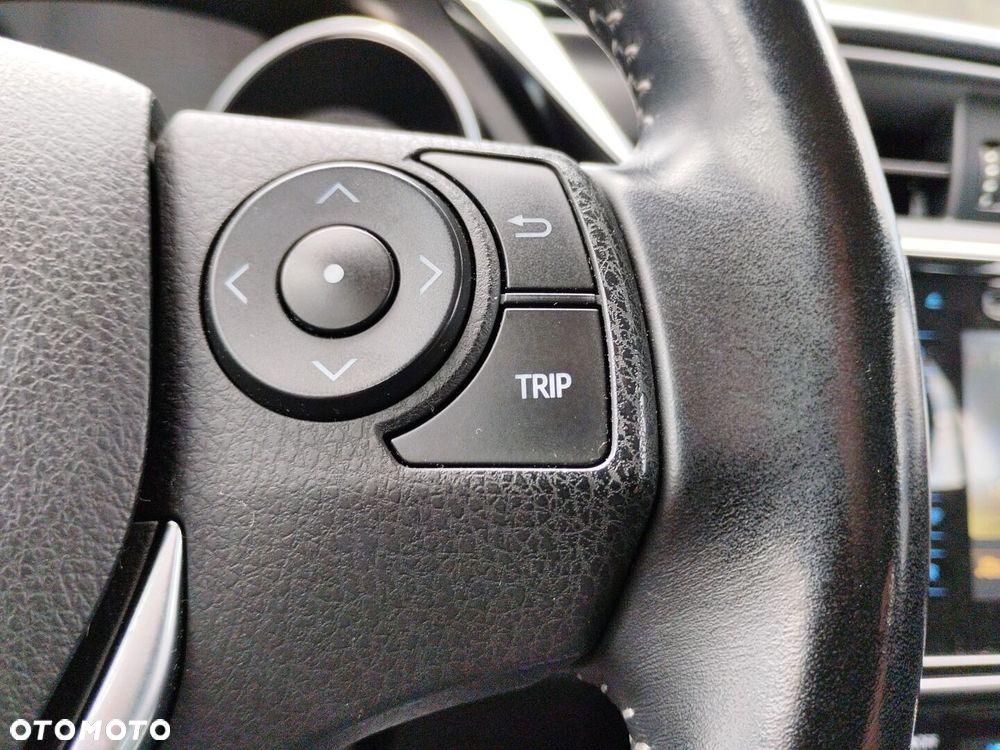 Toyota Auris Hybrid 135 Premium - 16