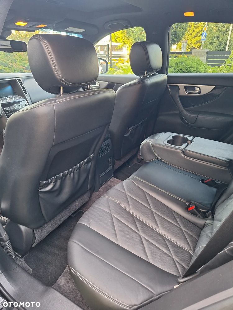 Infiniti FX FX30d S - 24