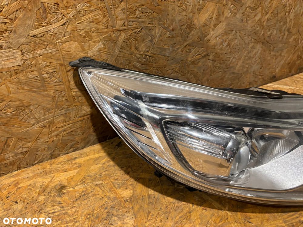 FORD FOCUS MK3 lampy przód xenon BM51-13D154-AK BM51-13D155-AK - 7