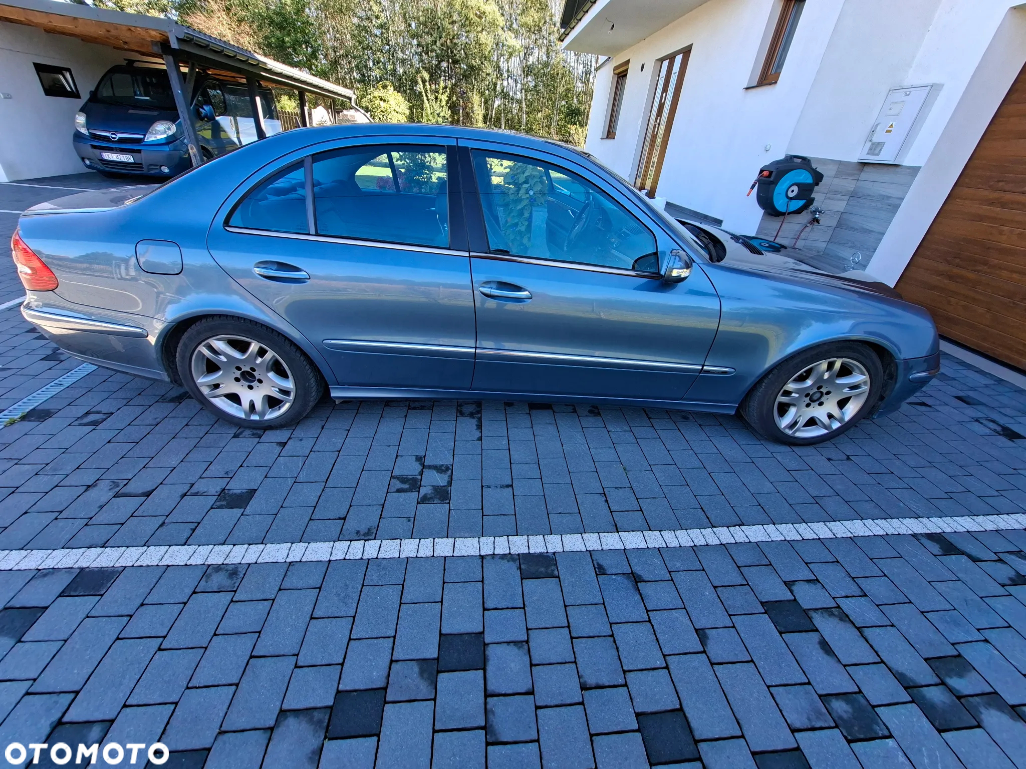 Mercedes-Benz Klasa E - 7