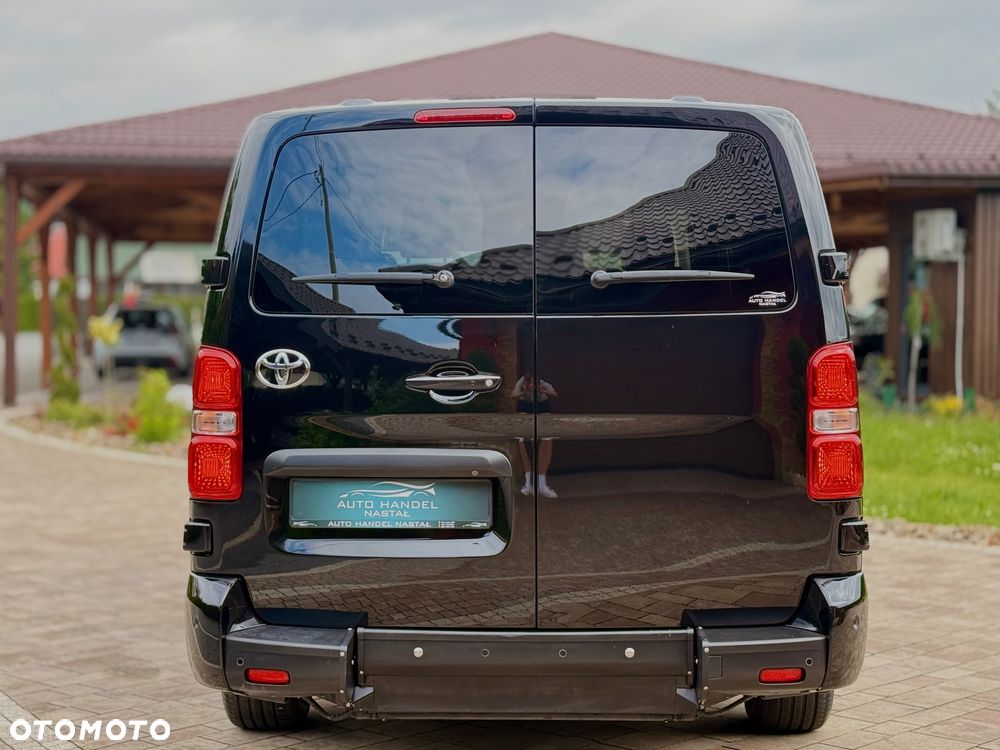 Toyota Proace Verso - 18