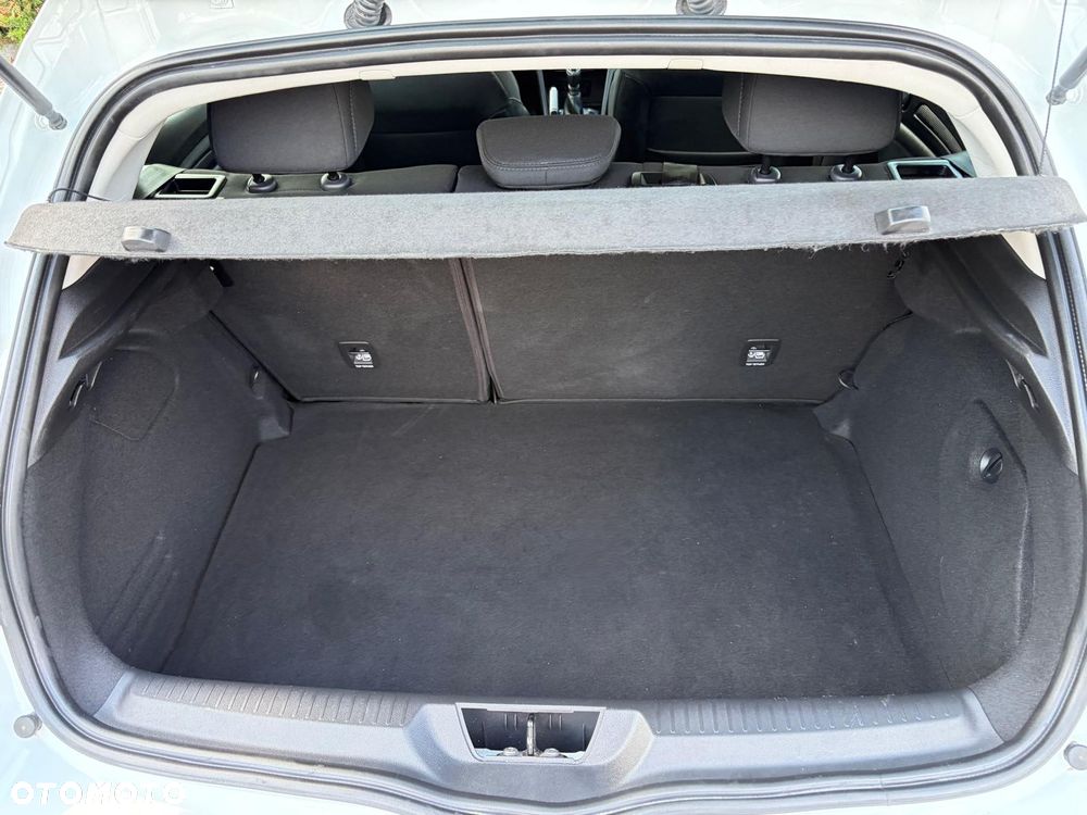 Renault Megane 1.5 Blue dCi Intens - 20