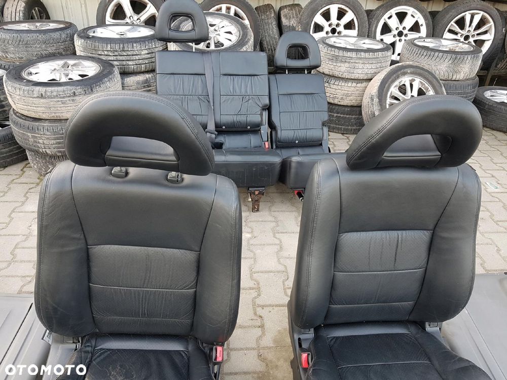 MITSUBISHI PAJERO 3 III LIFT 03-06r FOTELE SKÓRZANE KANAPA 3D - 7