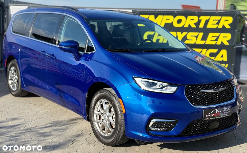 Chrysler Pacifica - 2