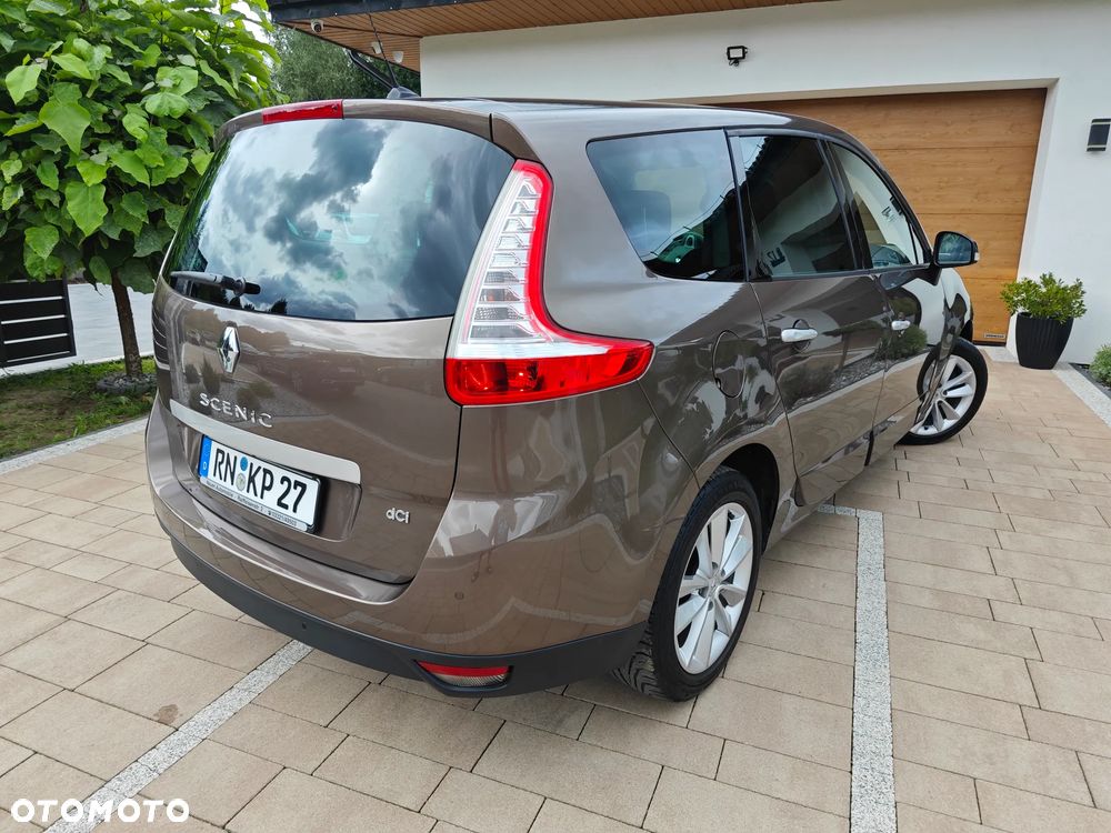 Renault Grand Scenic - 13