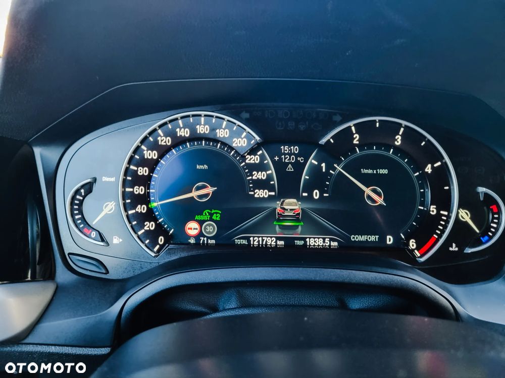 BMW Seria 3 320d Sport Line - 8