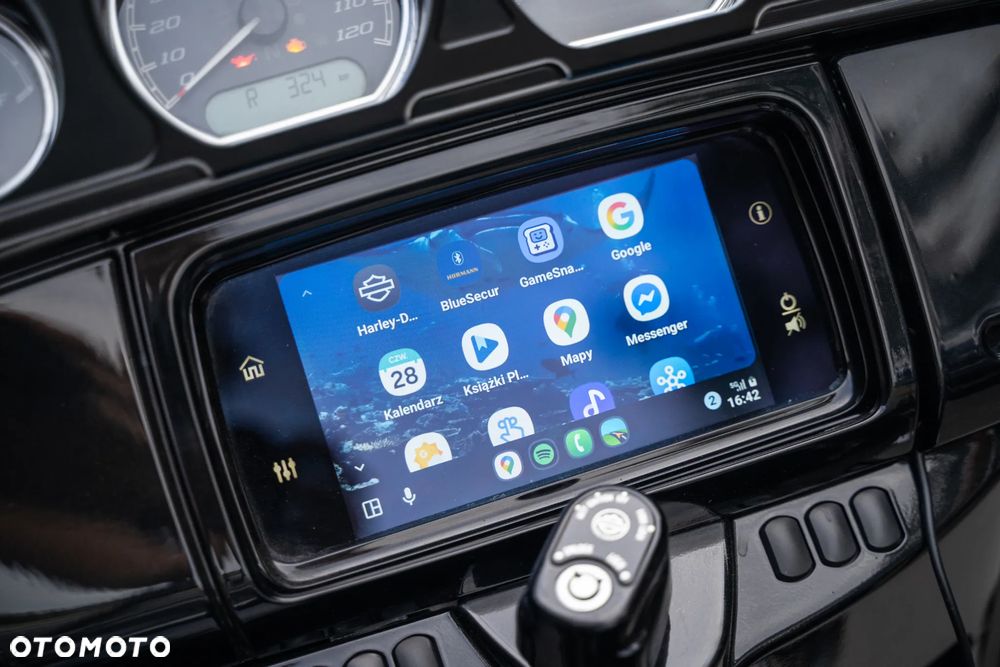 Harley-Davidson Touring Street Glide - 8