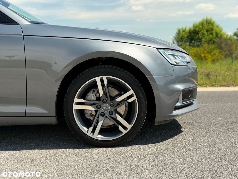 Audi A4 Avant 2.0 TDI S tronic quattro sport - 22
