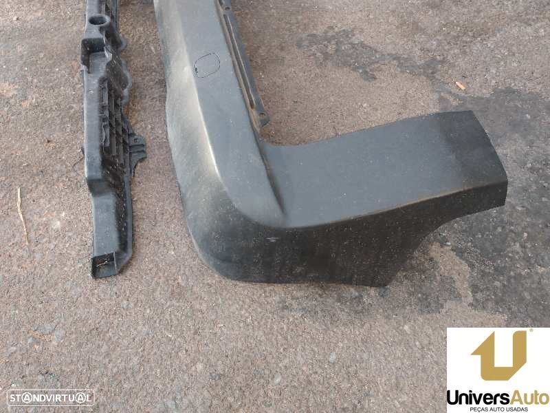 PARA-CHOQUES TRASEIRO FIAT FIORINO FURGÃO/BREAK FAMILIAR 2020 - - 2