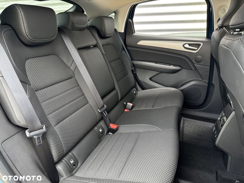 Renault Arkana 1.6 E-TECH Intens MMT - 14