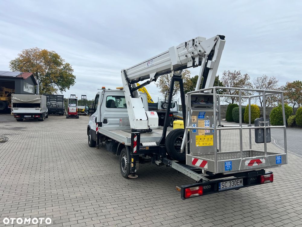 Iveco OIL&STEEL Scorpion 2112J - 5