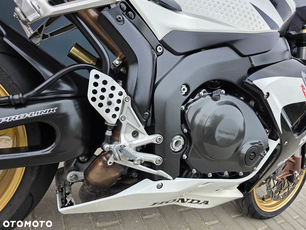 Honda CBR - 25