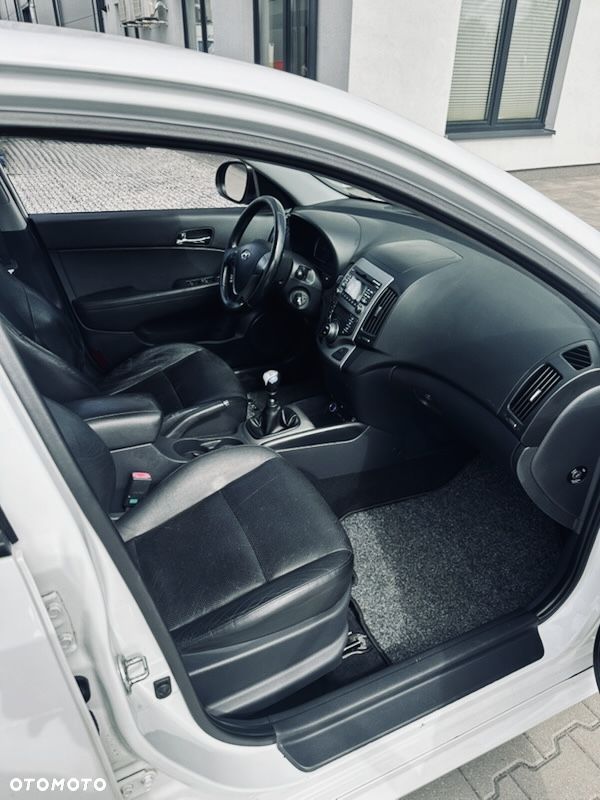 Hyundai i30 1.6 Sport - 6