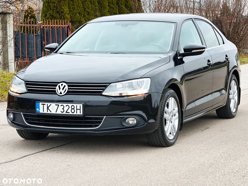 Volkswagen Jetta 1.4 TSI Highline - 1