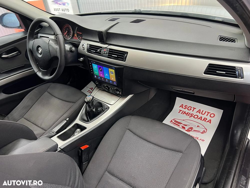 BMW Seria 3 318d - 10