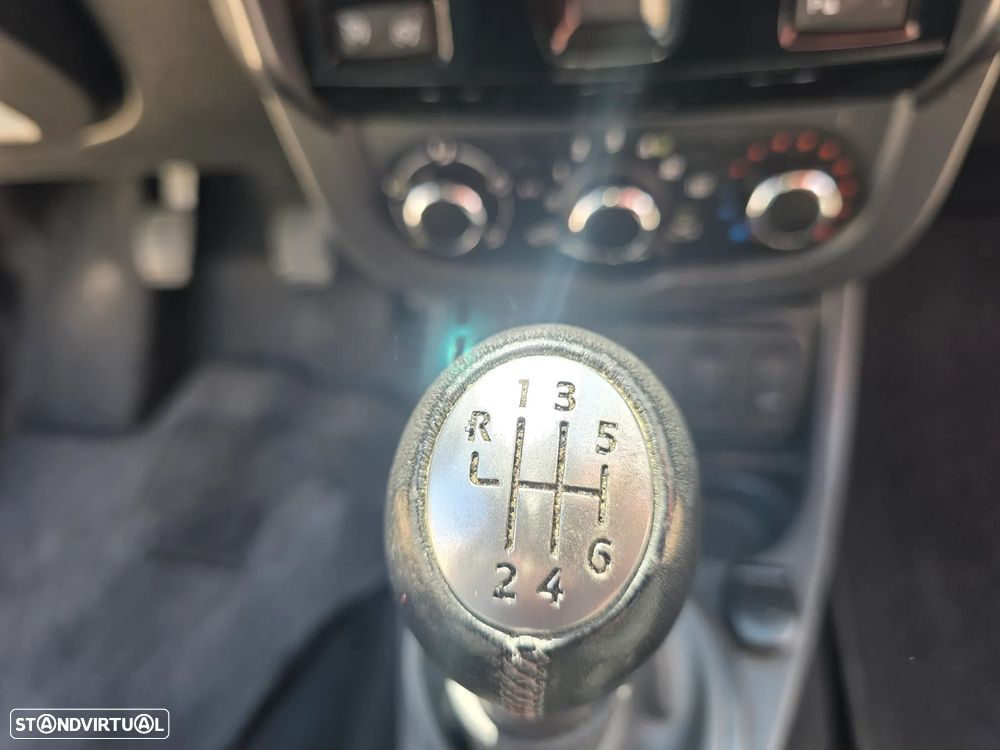 Dacia Duster dCi 110 FAP 4x2 Prestige - 25