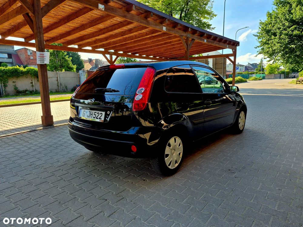 Ford Fiesta - 9