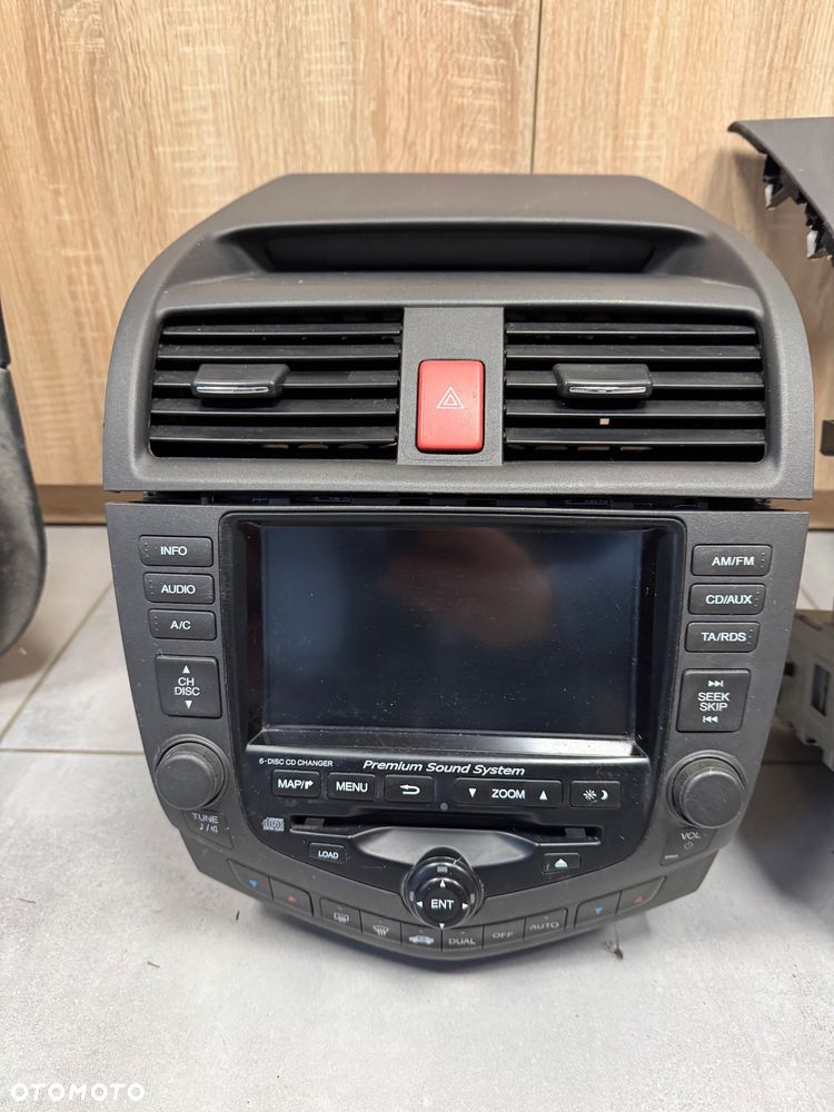 Honda Accord VII radio nawigacja - 2