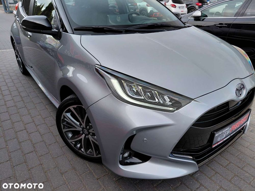 Toyota Yaris - 5