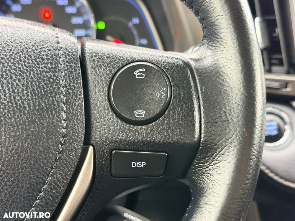 Toyota RAV4 2.0 D-4D 2WD Comfort - 26