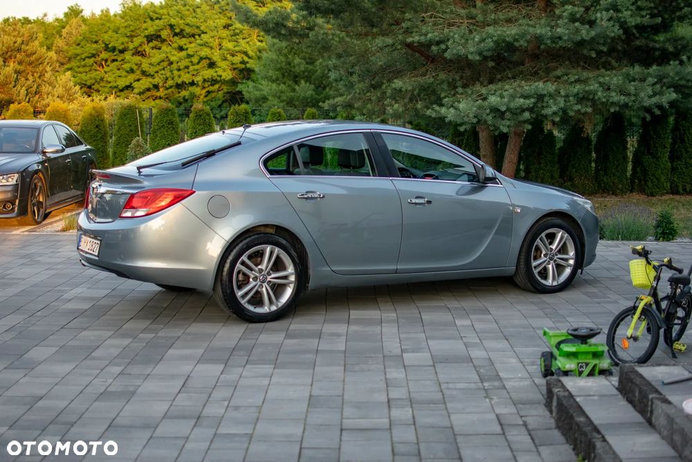 Opel Insignia - 18