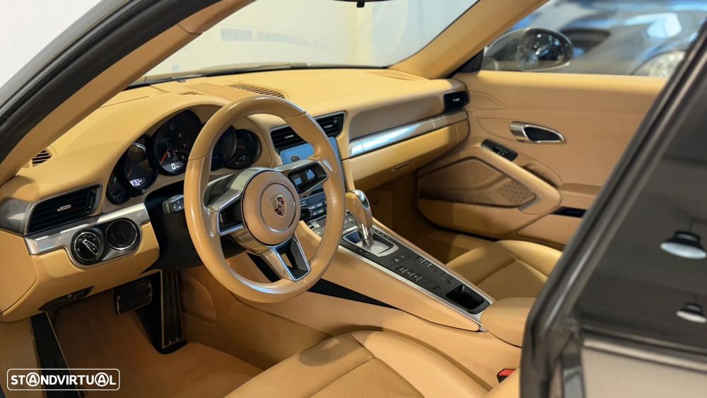 Porsche 911 (991) Carrera 2 PDK - 19