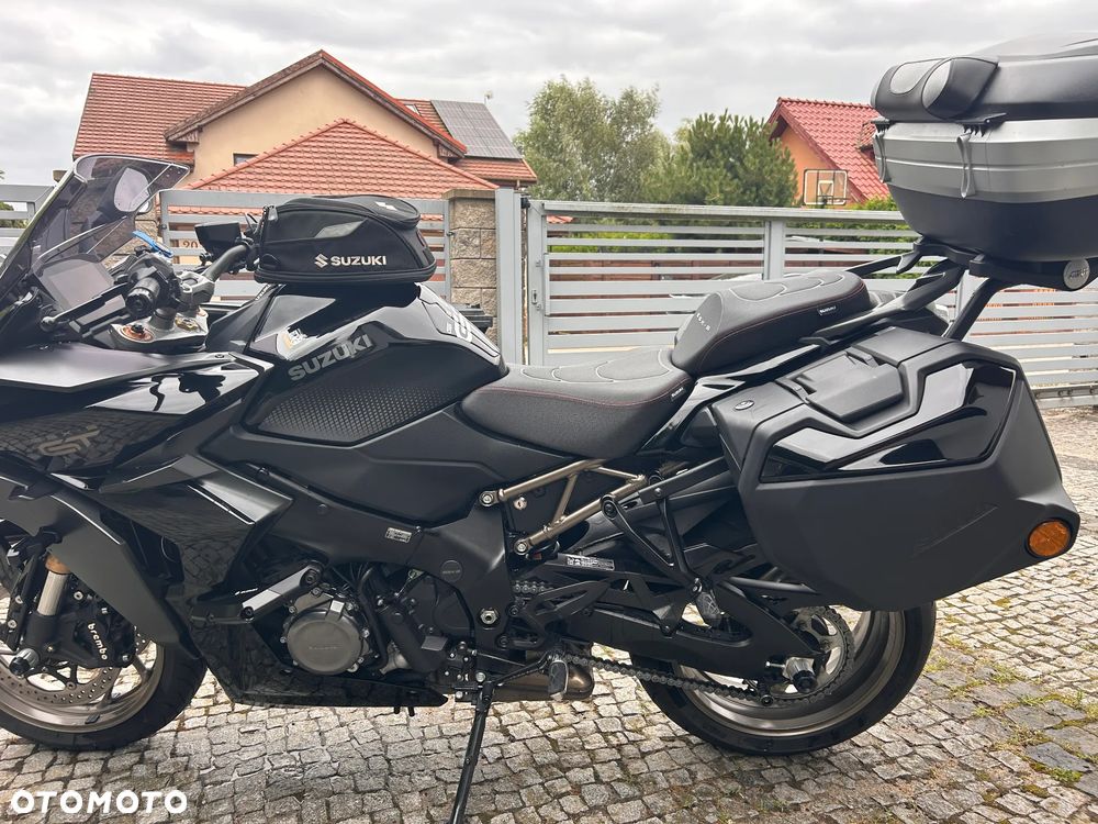 Suzuki GSX 1000 - 19