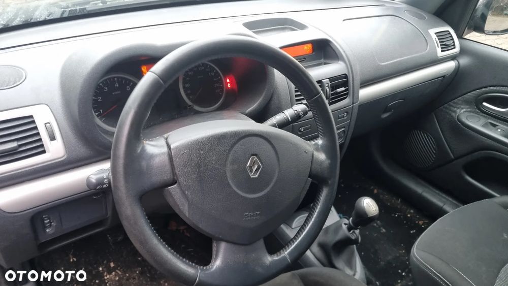 Renault Clio 1.2 16V Campus Dynamique - 10