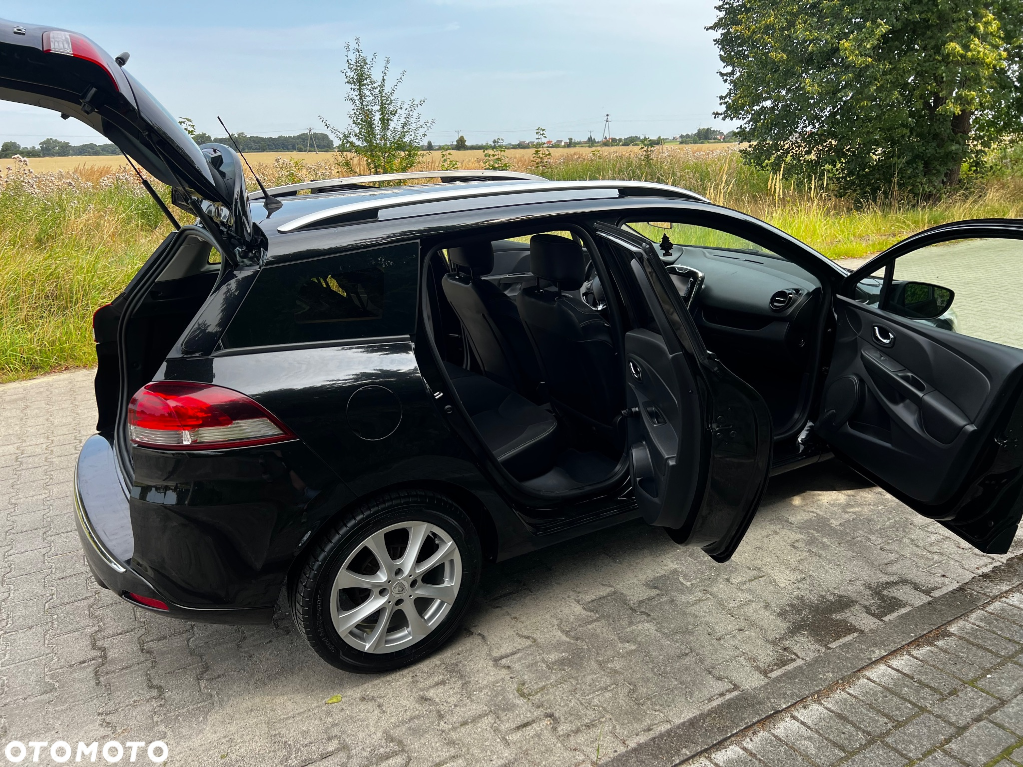 Renault Clio - 11