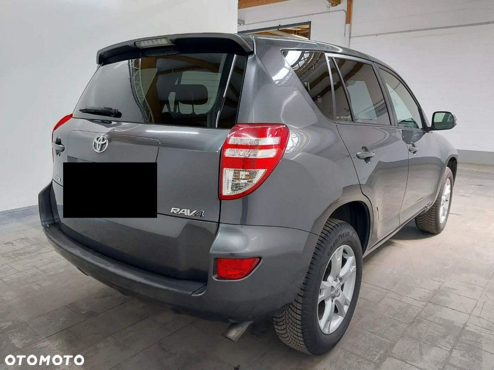 Toyota RAV4 2.0 VVT-i Premium - 2