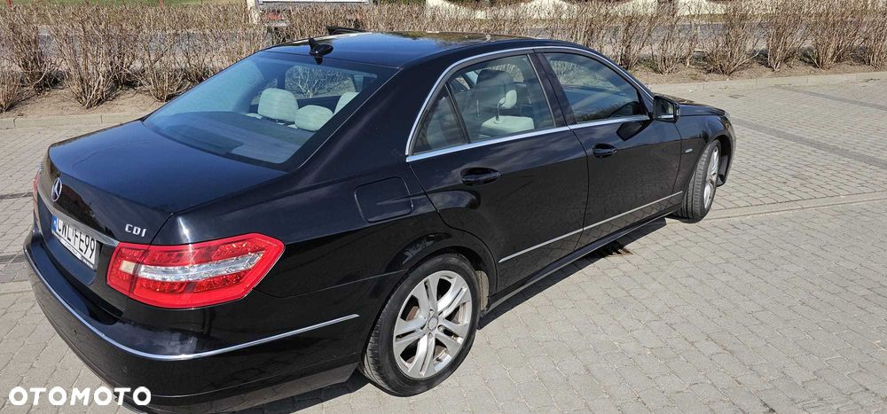 Mercedes-Benz Klasa E - 2