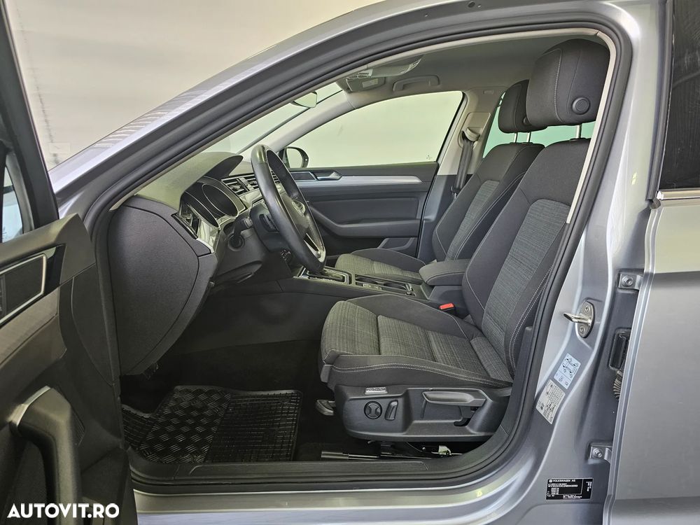 Volkswagen Passat 1.5 TSI ACT DSG Comfortline - 4