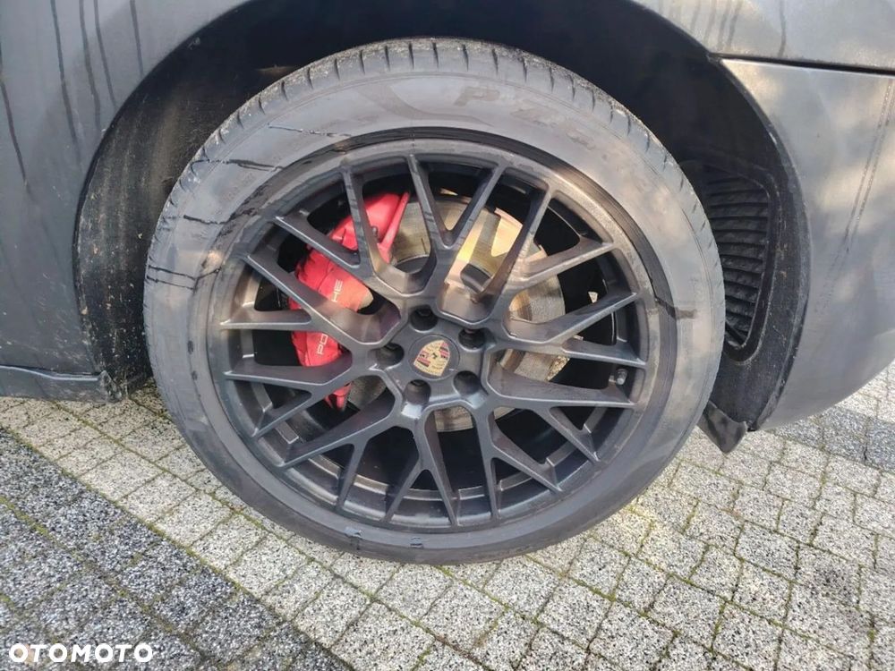 Porsche Macan GTS - 21