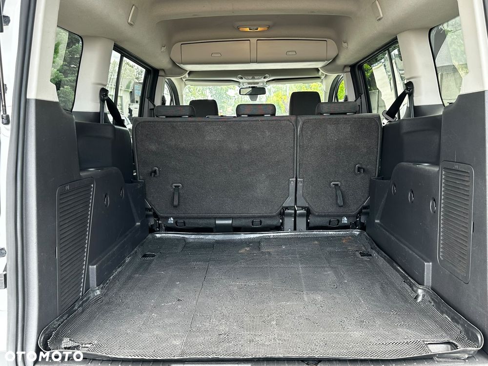 Ford Tourneo Connect Grand - 13
