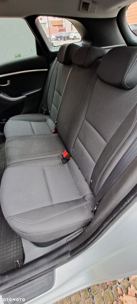 Hyundai i30 1.4 CRDi Classic + - 22