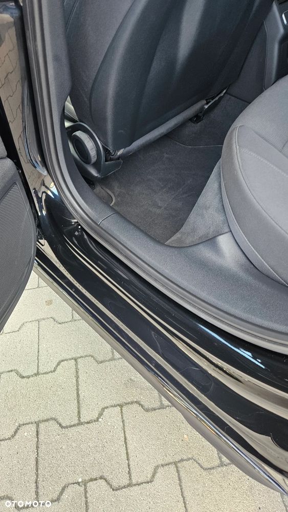 Audi A4 Limousine 40 TDI mHEV S Line S tronic - 28