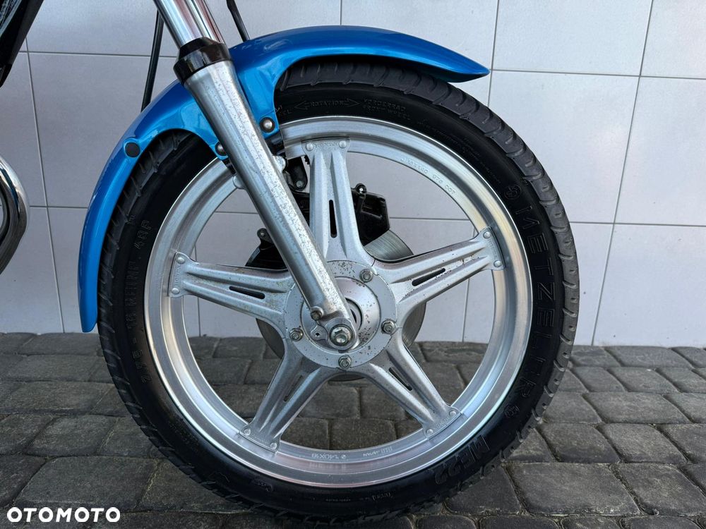 Honda CB - 21