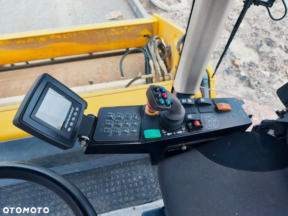 Dynapac Cc 4200 - 21