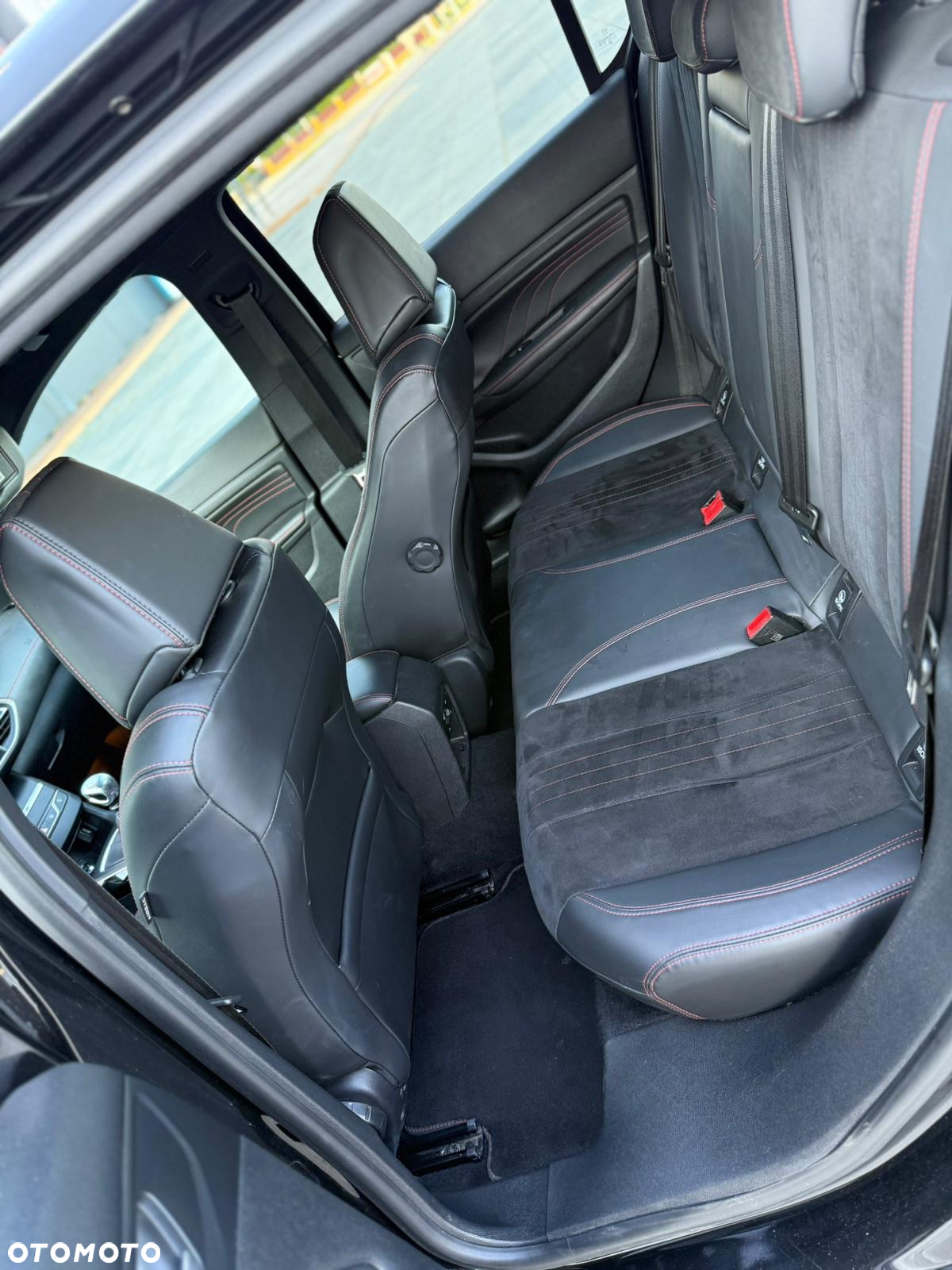 Peugeot 308 2.0 BlueHDi Allure S&S - 21