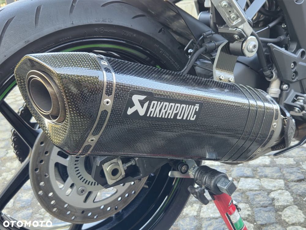 Kawasaki Ninja - 33