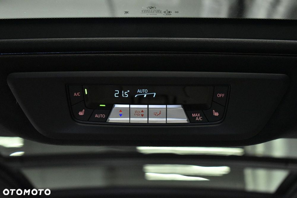 BMW X7 - 33