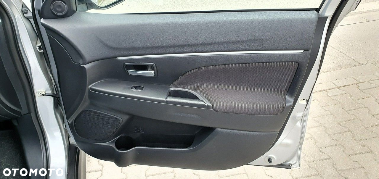 Mitsubishi ASX - 20