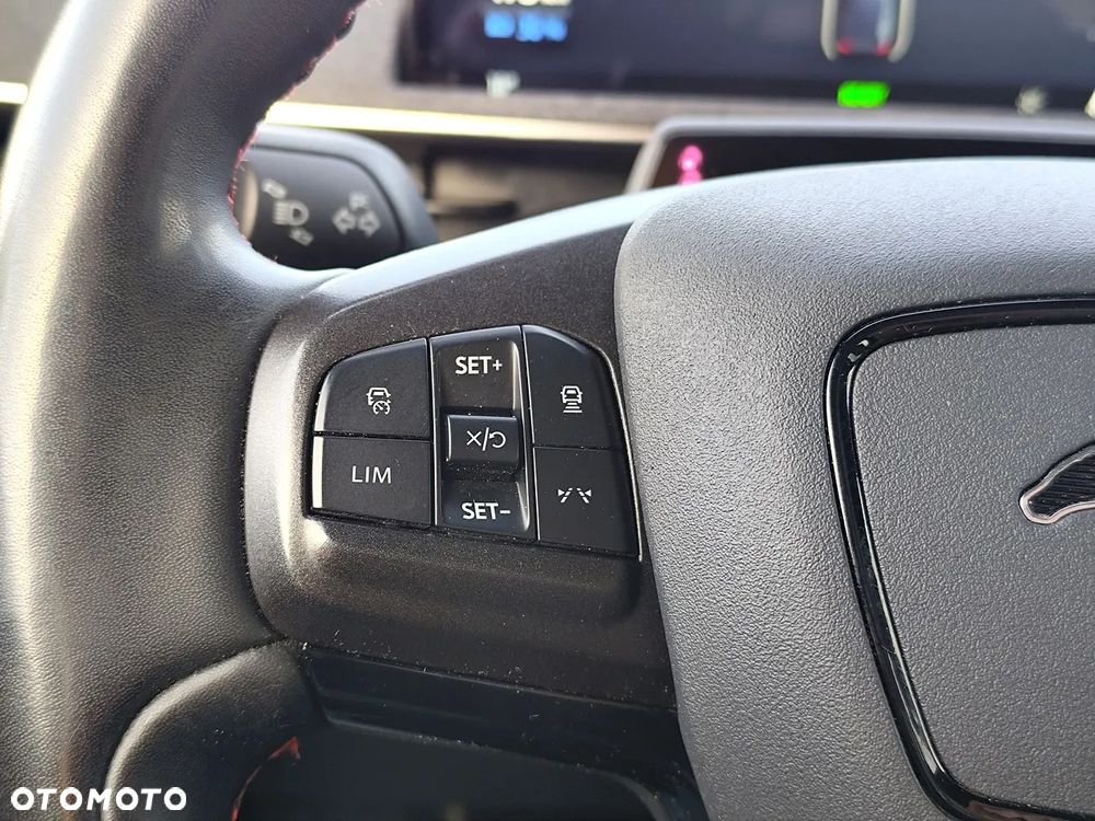 Ford Mustang Mach-E 91 kWh AWD Premium - 17