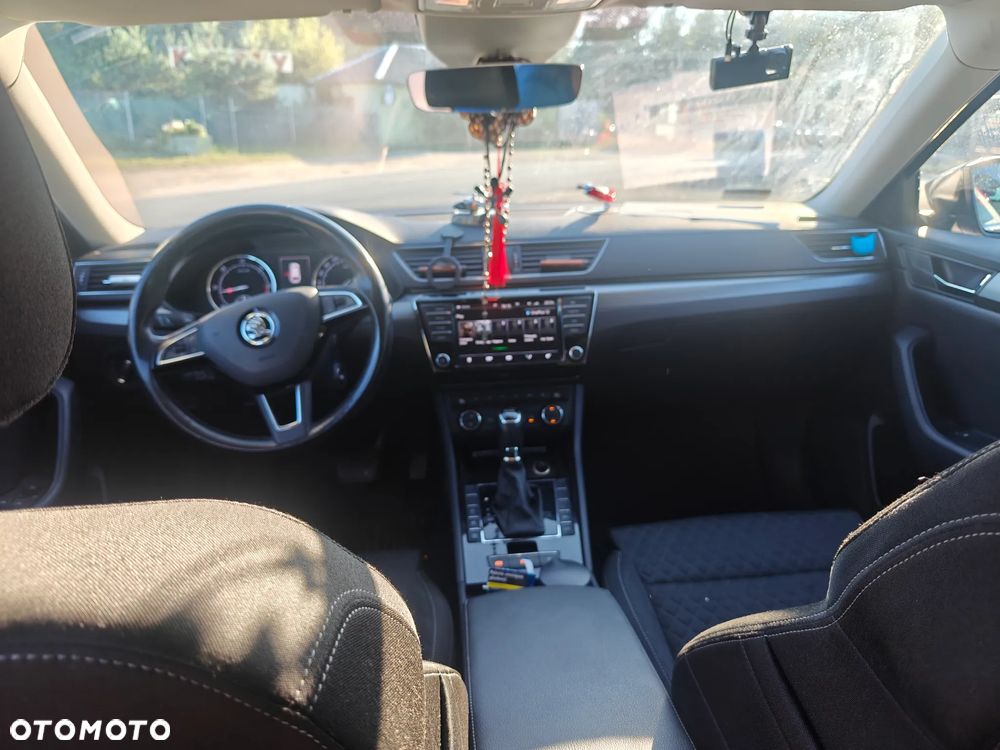 Skoda Superb 2.0 TDI DSG Style - 7